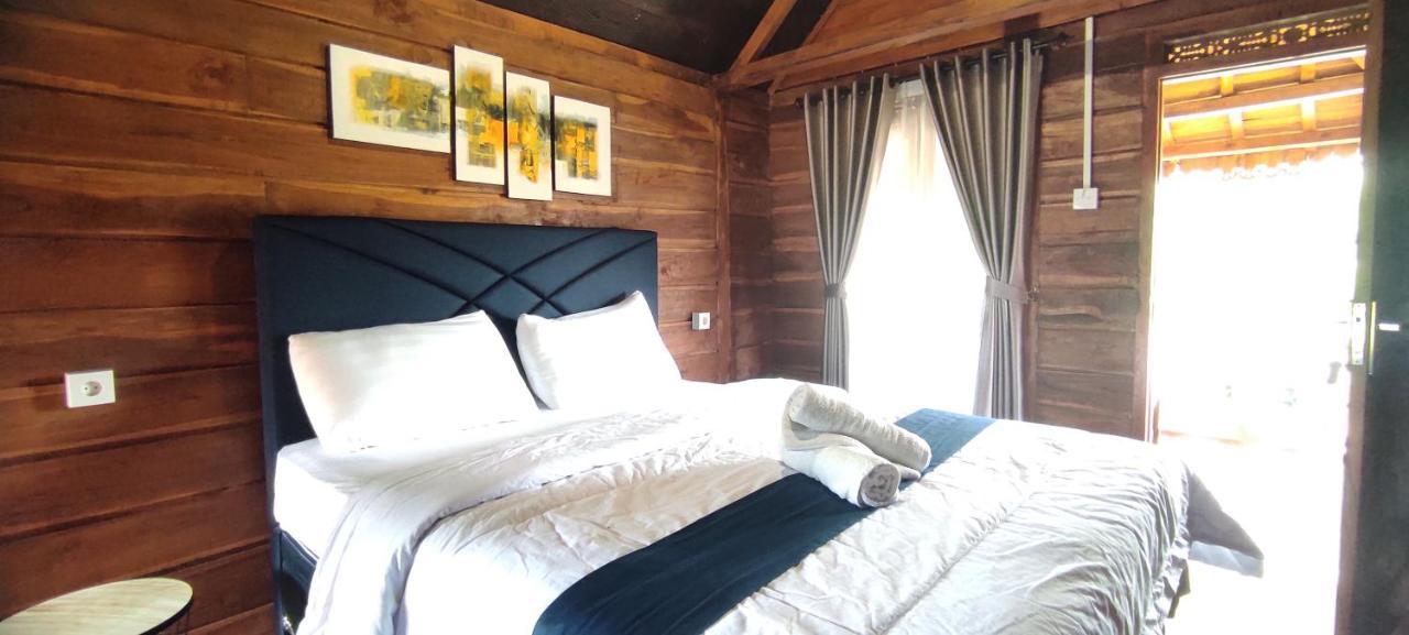 Rinjani Hill Hotel 셈바룬 라왕 외부 사진