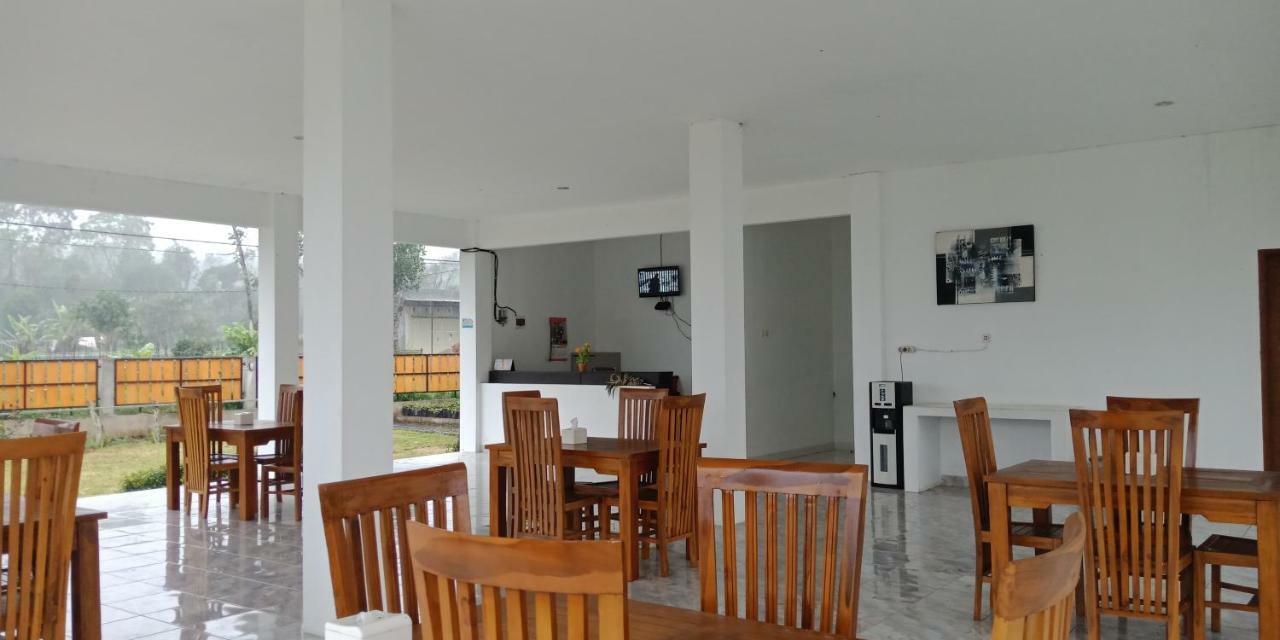 Rinjani Hill Hotel 셈바룬 라왕 외부 사진