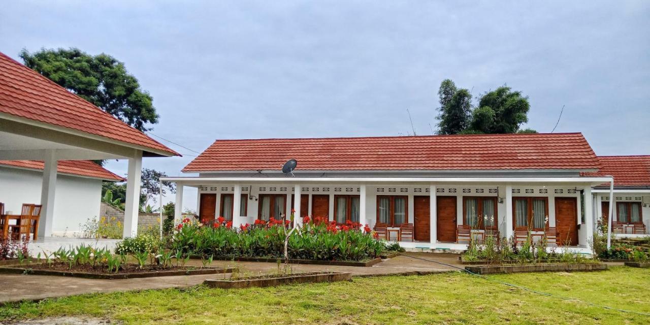 Rinjani Hill Hotel 셈바룬 라왕 외부 사진